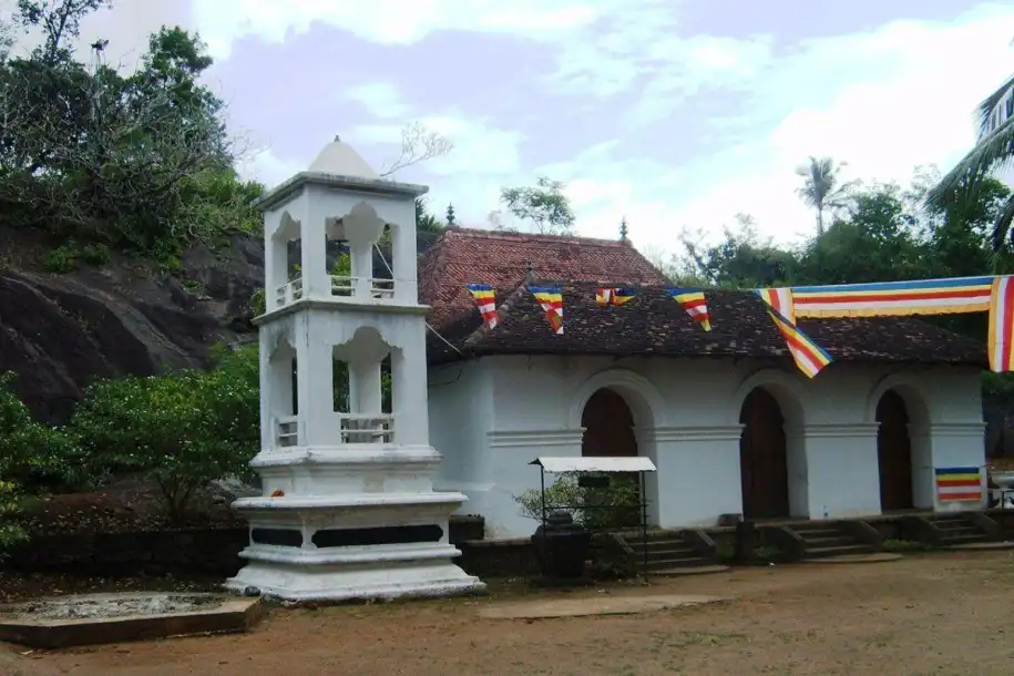 Degaldoruwa Temple